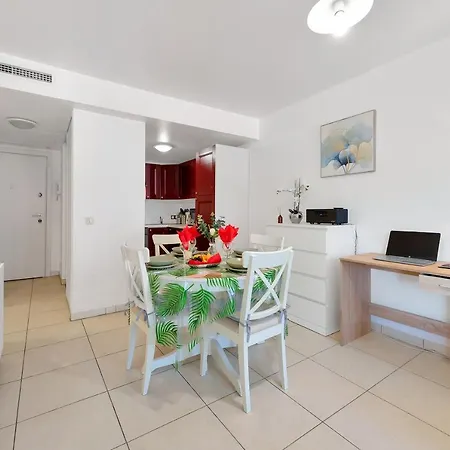 Eden Blue Wilson - Appt Climatise Proche Apartamento *