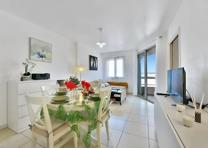 Eden Blue Wilson - Appt Climatise Proche Apartment